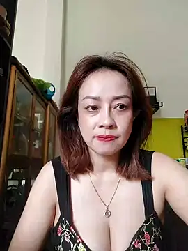 Baby-bigboobs20 online show from 11.19.25