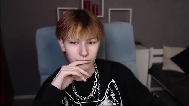 guitarandangell online show from 02.28.26