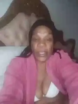 Snapshot of Hotcougar chatting on 11.18.25 Hotcougar online show from 11.18.25