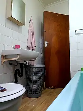 Snapshot of Hotcougar chatting on 01.12.26 Hotcougar online show from 01.12.26