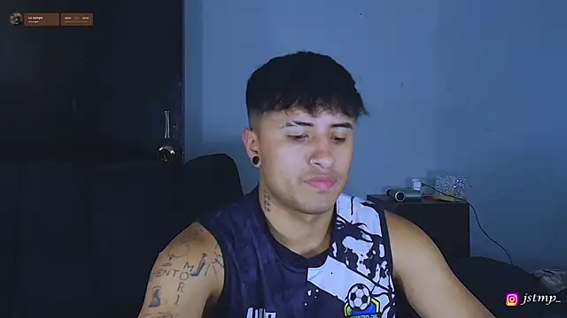 Snapshot of jhon_mendoza_ chatting on 10.27.25 jhon mendoza online show from 10.27.25