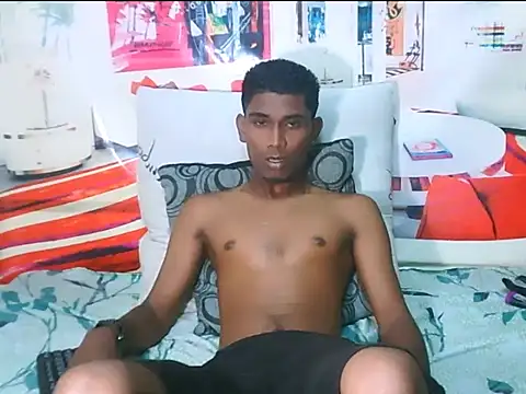 Snapshot of IndianThuggin chatting on 10.24.25 IndianThuggin online show from 10.24.25