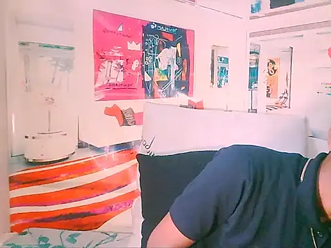 Snapshot of IndianThuggin chatting on 10.29.25 IndianThuggin online show from 10.29.25