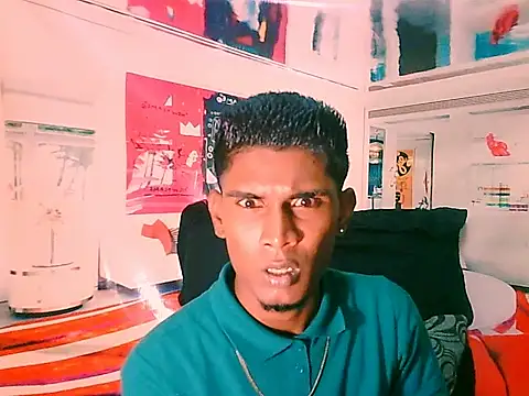 Snapshot of IndianThuggin chatting on 11.05.25 IndianThuggin online show from 11.05.25