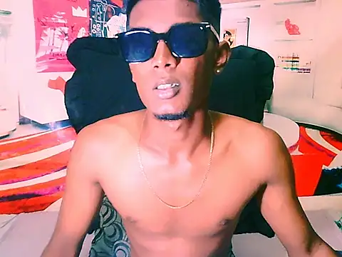 Snapshot of IndianThuggin chatting on 11.07.25 IndianThuggin online show from 11.07.25