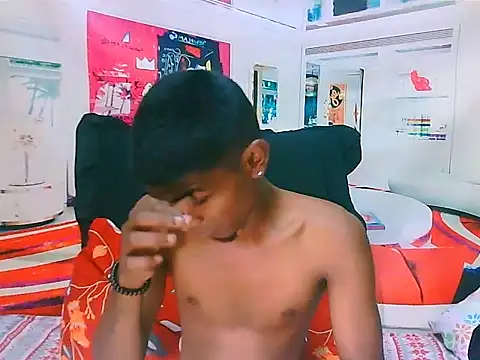 Snapshot of IndianThuggin chatting on 12.14.25 IndianThuggin online show from 12.14.25