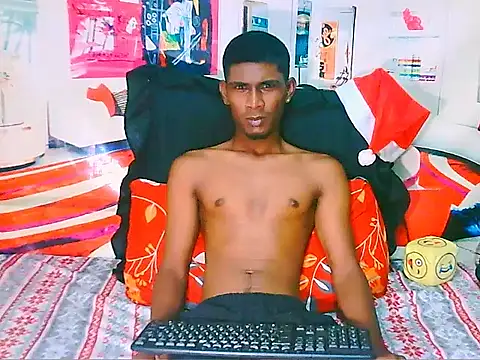 Snapshot of IndianThuggin chatting on 12.17.25 IndianThuggin online show from 12.17.25