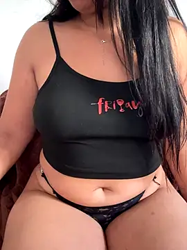 jouri  curvy online show from 11.24.25