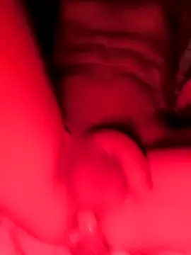 Vanovik20 online show from 10.18.25