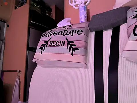 Vanovik20 online show from 10.31.25