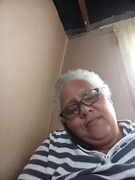 juicyboode online show from 10.28.25