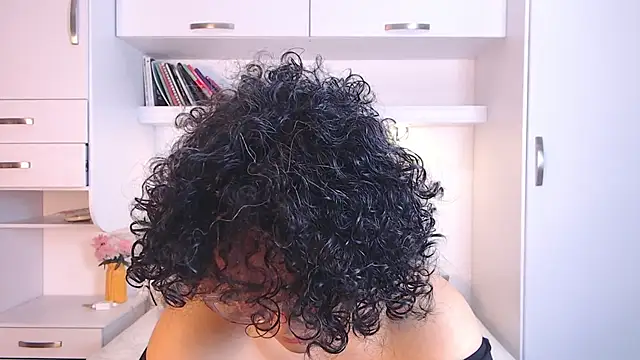 MartiRuis10 online show from 12.17.25