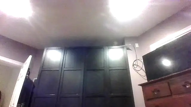 Snapshot of burby79 chatting on 07.05.26 burby79 online show from 07.05.26