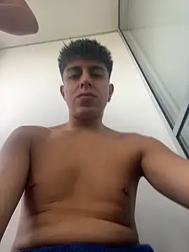 Snapshot of motomotoboy chatting on 03.01.26 motomotoboy online show from 03.01.26