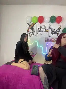 Agattha22 online show from 12.02.25