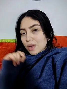 Snapshot of Lenguasdegato1699 chatting on 10.20.25 Lenguasdegato1699 online show from 10.20.25