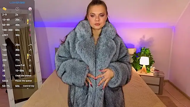 Snapshot of Miss_Delia chatting on 11.15.25 Miss Delia online show from 11.15.25