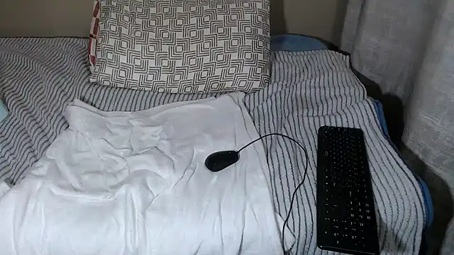 RissaGx online show from 10.30.25