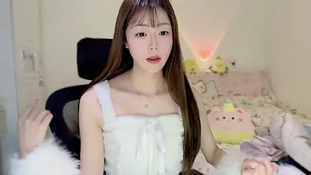 Onecutelittle online show from 11.26.25