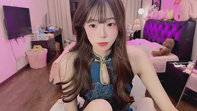 Onecutelittle online show from 05.09.26