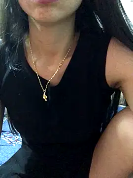 Snapshot of Kylie_beem chatting on 11.09.25 Kylie beem online show from 11.09.25