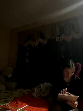 chocolatestrawberrydips online show from 12.04.25