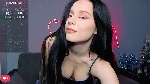 Mell Hyees online show from 12.17.25