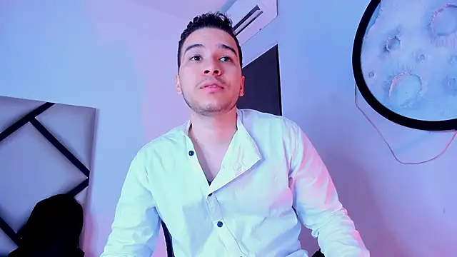 Snapshot of mike_257 chatting on 11.05.25 mike 257 online show from 11.05.25