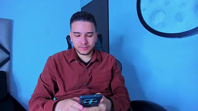 Snapshot of mike_257 chatting on 11.20.25 mike 257 online show from 11.20.25