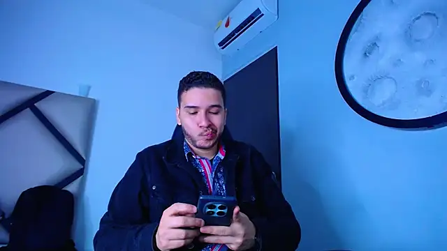 Snapshot of mike_257 chatting on 12.18.25 mike 257 online show from 12.18.25