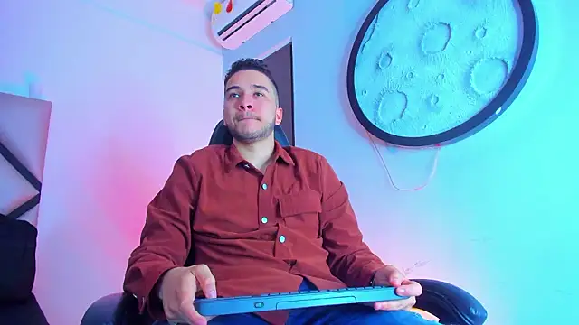 Snapshot of mike_257 chatting on 01.19.26 mike 257 online show from 01.19.26