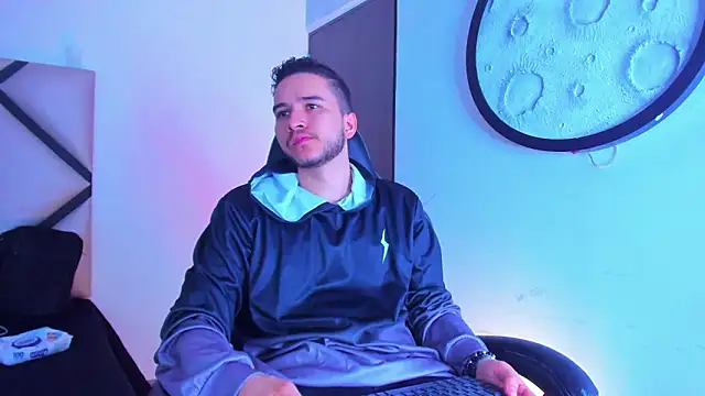 Snapshot of mike_257 chatting on 02.02.26 mike 257 online show from 02.02.26