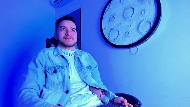 Snapshot of mike_257 chatting on 02.11.26 mike 257 online show from 02.11.26