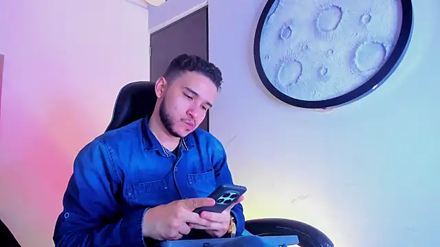 Snapshot of mike_257 chatting on 02.25.26 mike 257 online show from 02.25.26