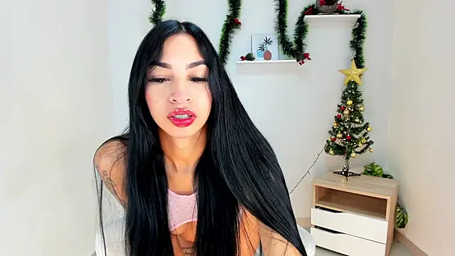 ZAYDA KAJER online show from 12.15.25