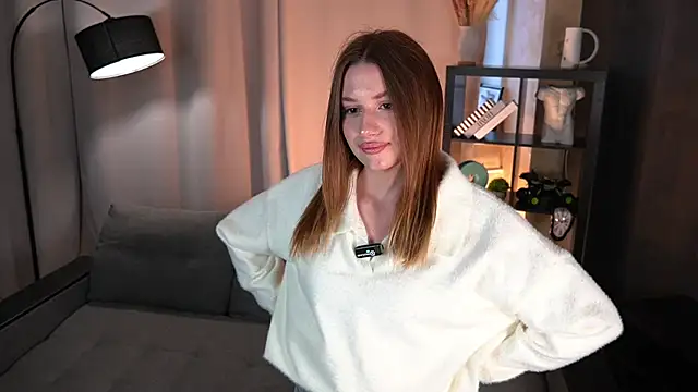 SerenelLee online show from 10.21.25