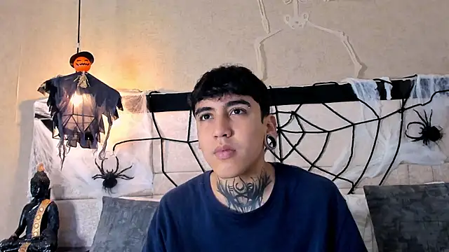 SantiOlsen online show from 10.24.25