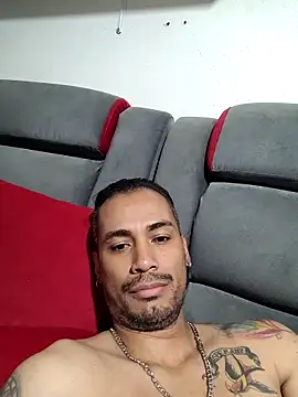 Michell85 online show from 10.24.25