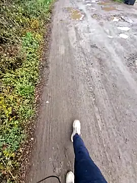 bbyxklaus online show from 10.22.25