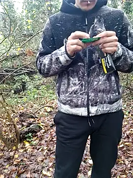 bbyxklaus online show from 11.15.25