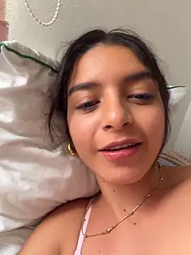 Snapshot of violeta365 chatting on 04.18.26 violeta365 online show from 04.18.26