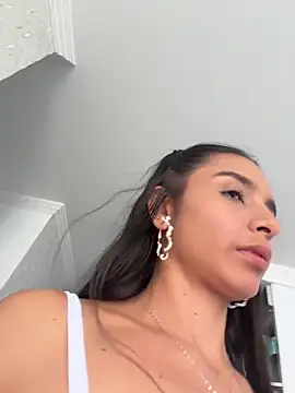 Snapshot of violeta365 chatting on 04.25.26 violeta365 online show from 04.25.26