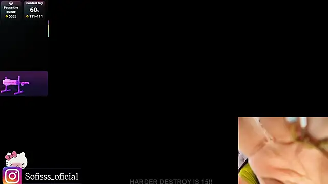 Snapshot of kitty_oficiall chatting on 12.15.25 kitty oficiall online show from 12.15.25