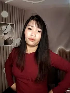 Snapshot of Fish_yellow chatting on 11.11.25 Fish yellow online show from 11.11.25