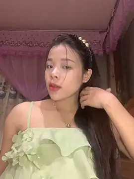 Snapshot of Duck_dona chatting on 10.24.25 Duck dona online show from 10.24.25