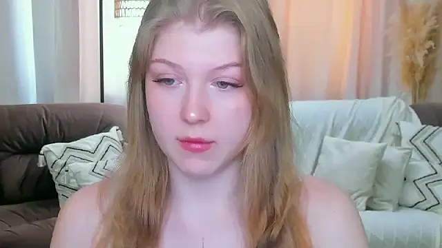 Stella Light online show from 04.06.26