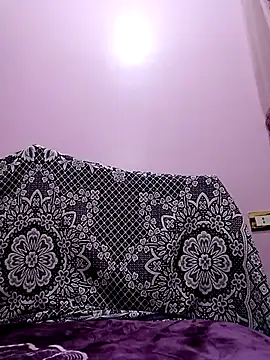 SandyAmr online show from 10.28.25