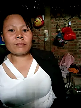 Lilian-n online show from 10.20.25