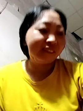 Snapshot of suka-bibi chatting on 12.02.25 suka-bibi online show from 12.02.25