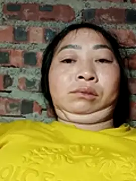 Snapshot of suka-bibi chatting on 12.14.25 suka-bibi online show from 12.14.25